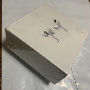 NWT Apple AirPod Pros (2nd Gen)